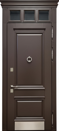 Стальная коттеджная термодверь с остекленной верхней вставкой, карнизом, отбойником, кнокером и отделкой МДФ коричневого цвета с багетом
