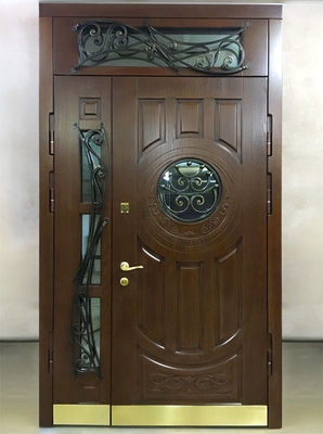 Дверь с ковкой и отбойником